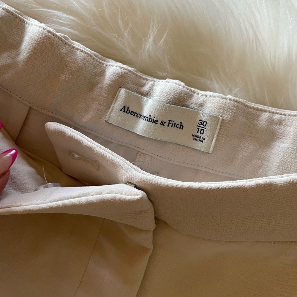 Cream pants - Picture 6 of 6